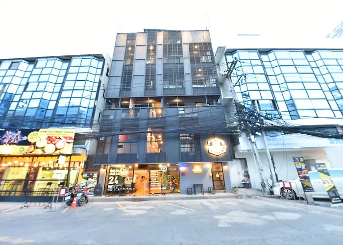 248 Street Hostel เชียงใหม่
